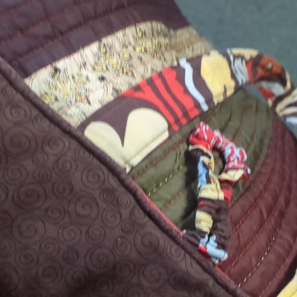 VINTAGE quilted floral tote wooden button closure inner pouches 2 strap handles - Picture 10 of 15